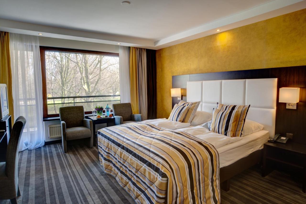 Hotel Moers Van Der Valk מראה חיצוני תמונה