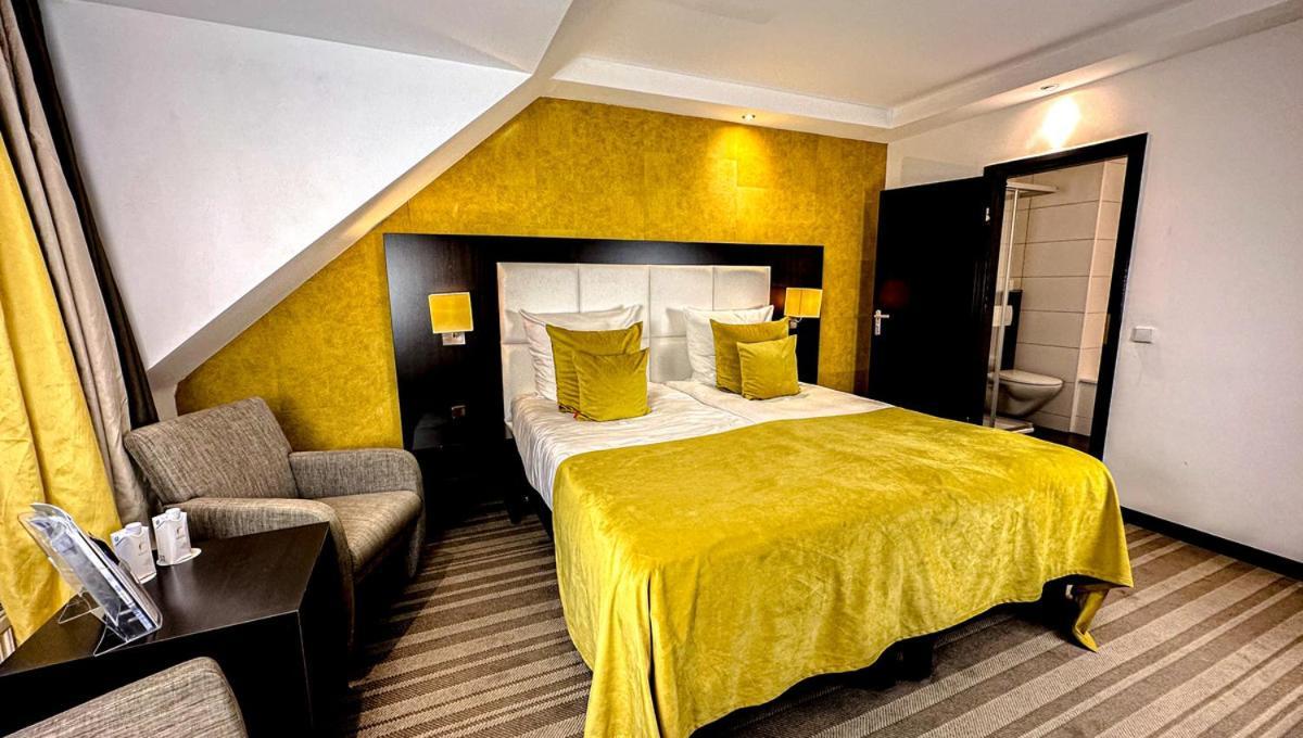 Hotel Moers Van Der Valk מראה חיצוני תמונה