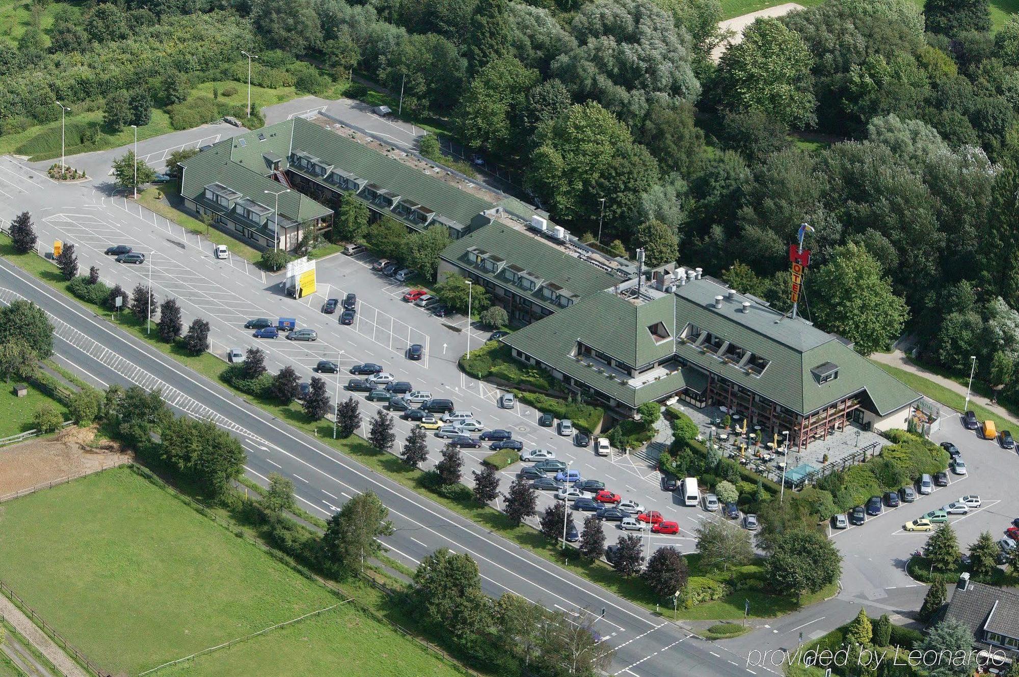 Hotel Moers Van Der Valk מראה חיצוני תמונה